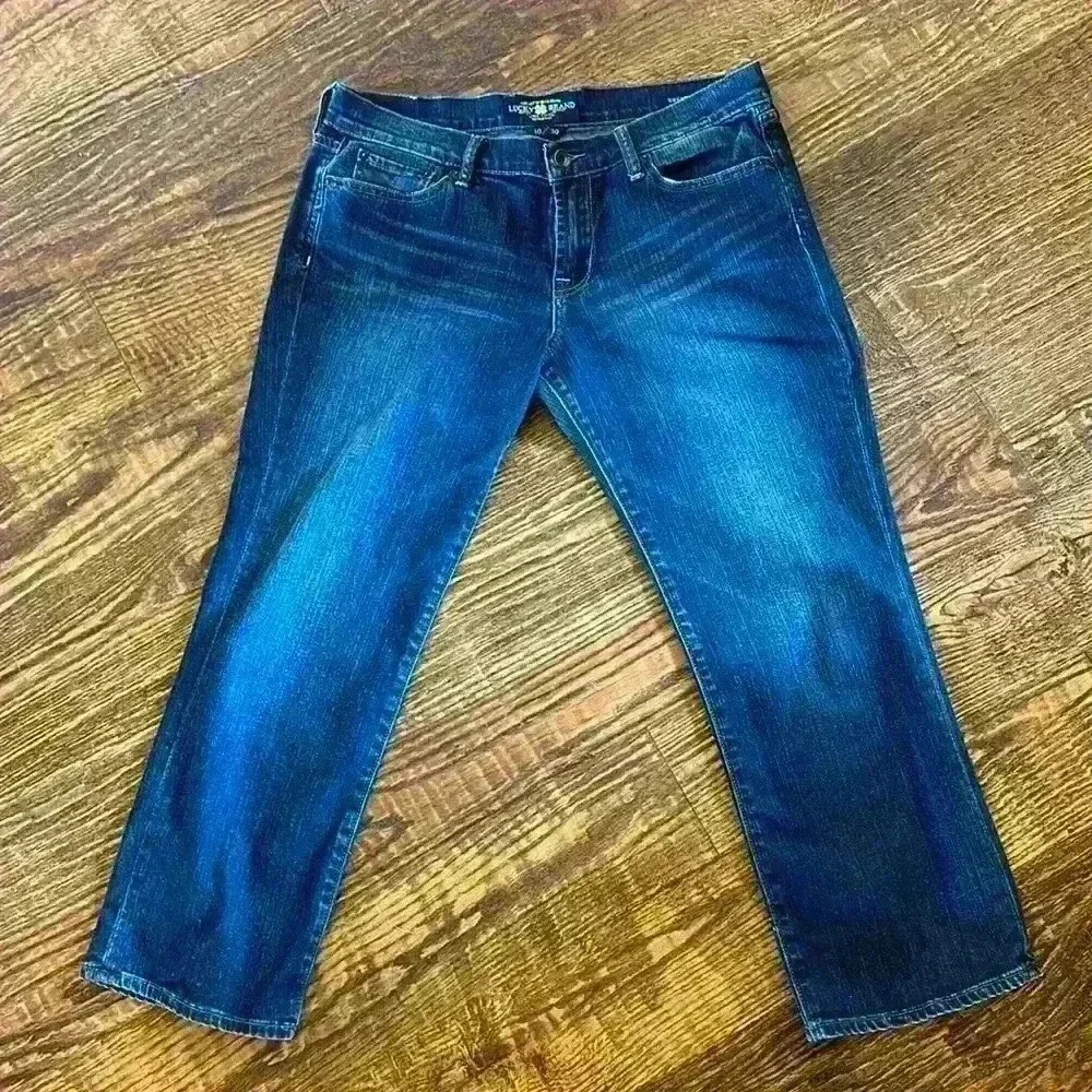 Lucky Brand Women's Dark Blue Cropped Jeans